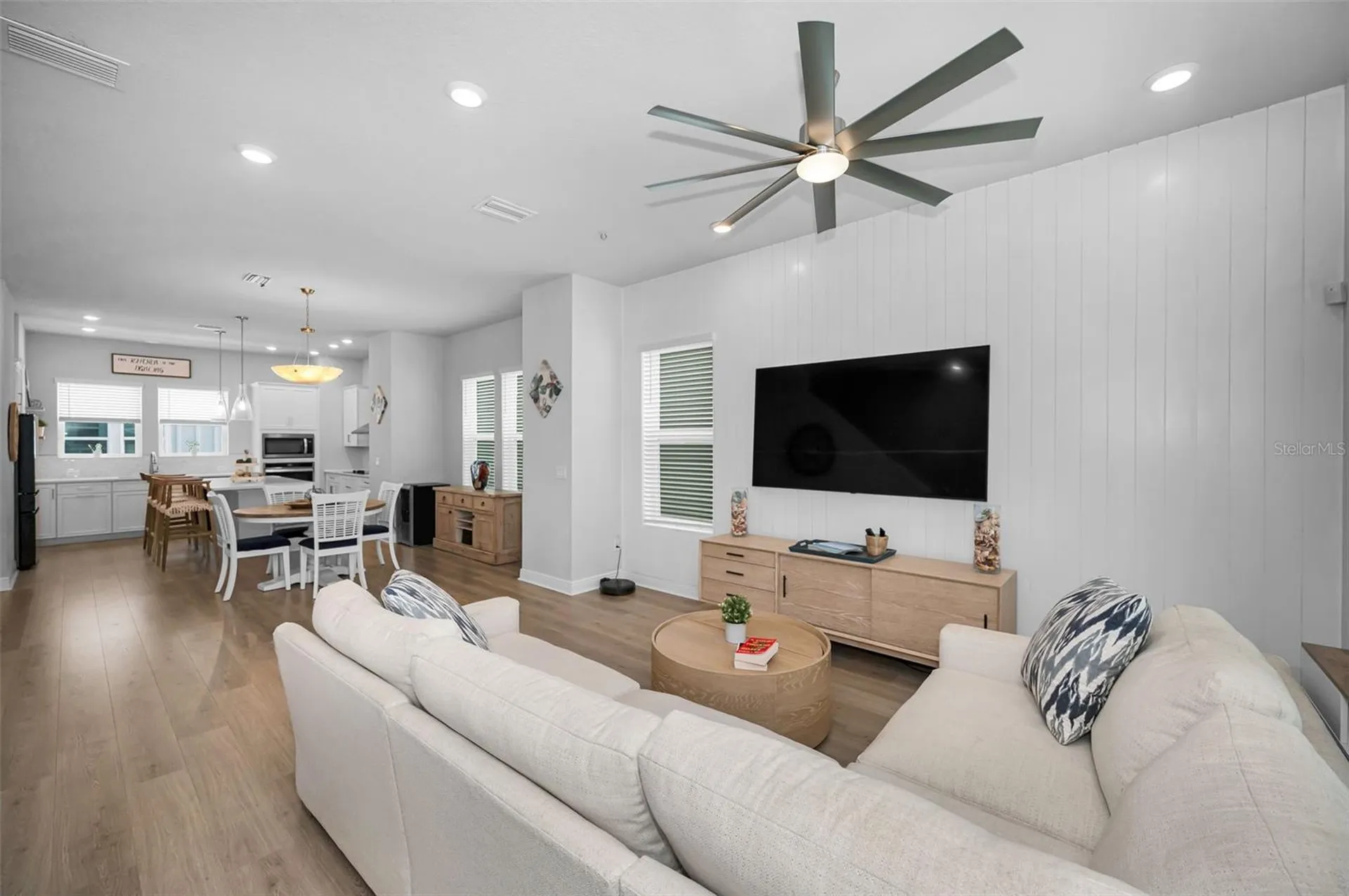 2458 Mangum Court Sarasota FL 34237