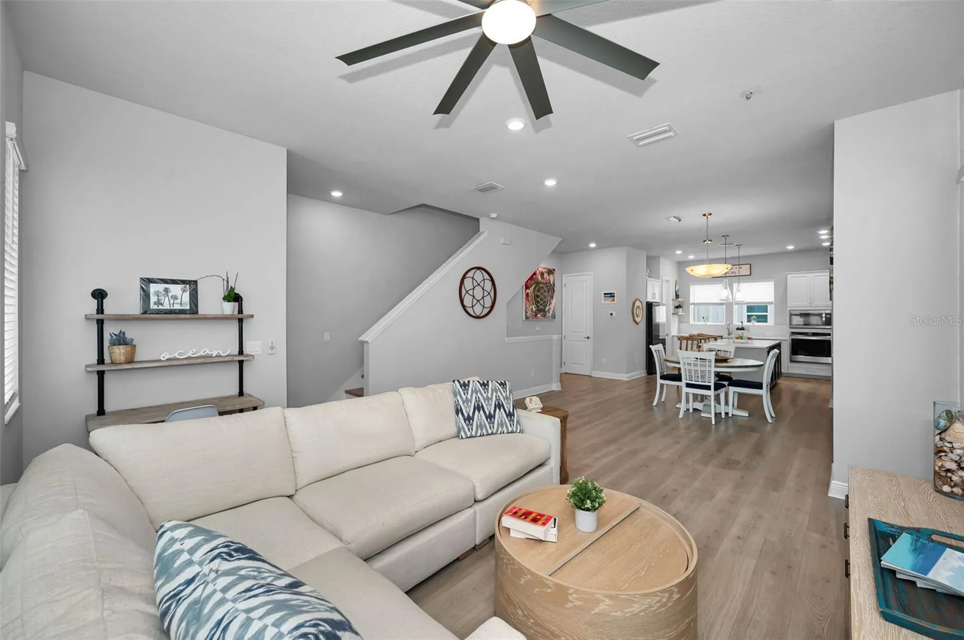 2458 Mangum Court Sarasota FL 34237