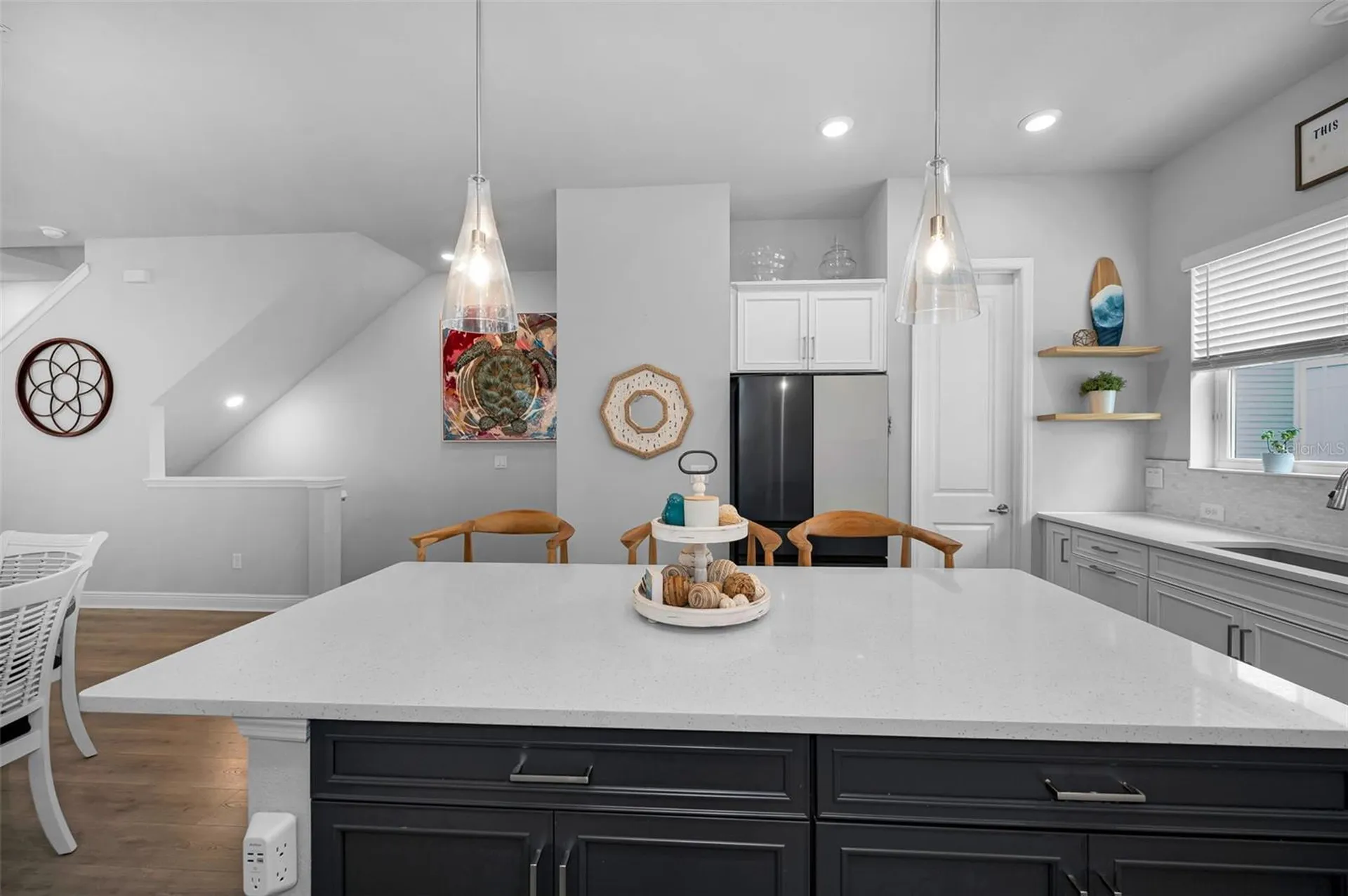 2458 Mangum Court Sarasota FL 34237