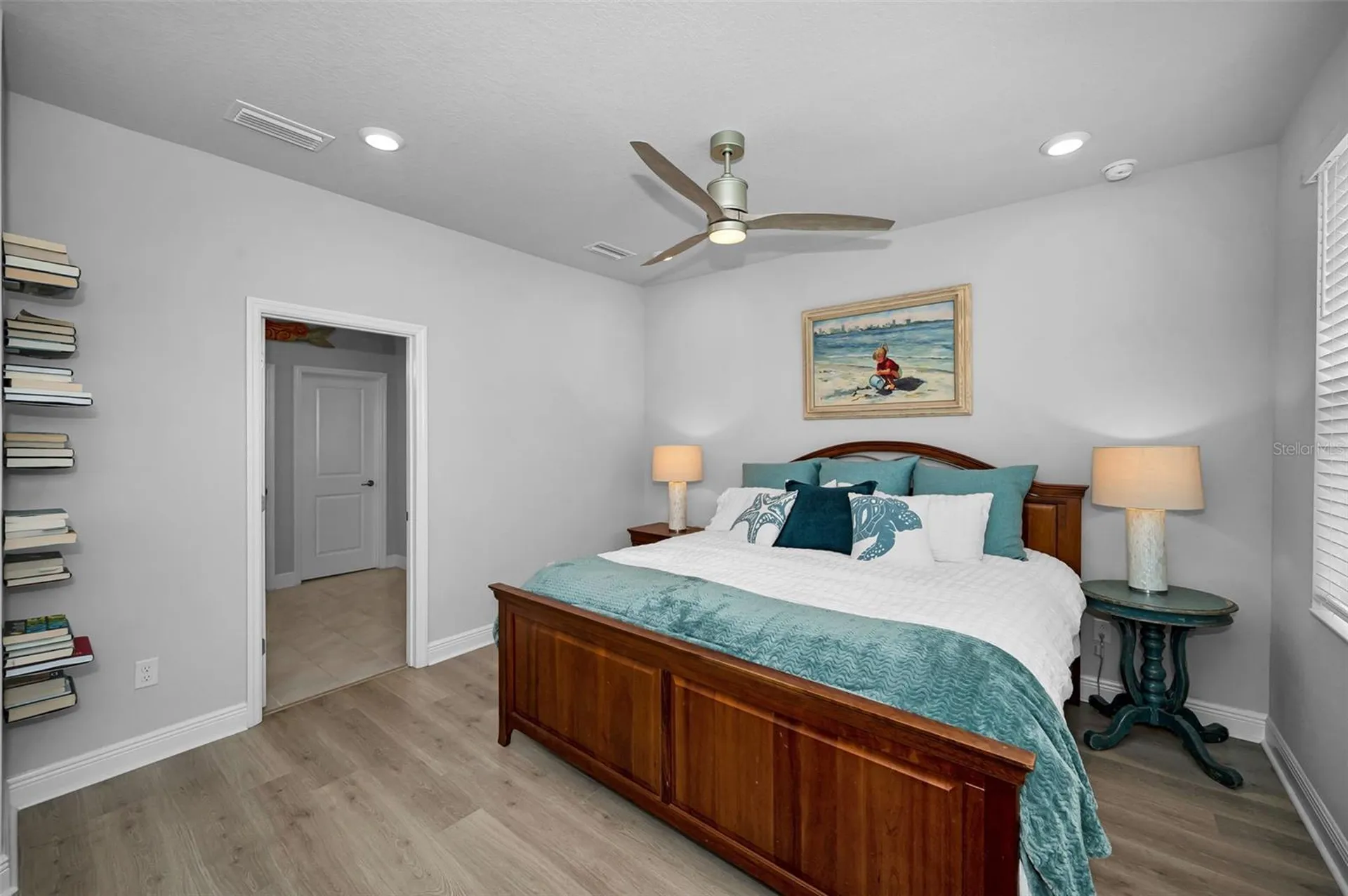 2458 Mangum Court Sarasota FL 34237