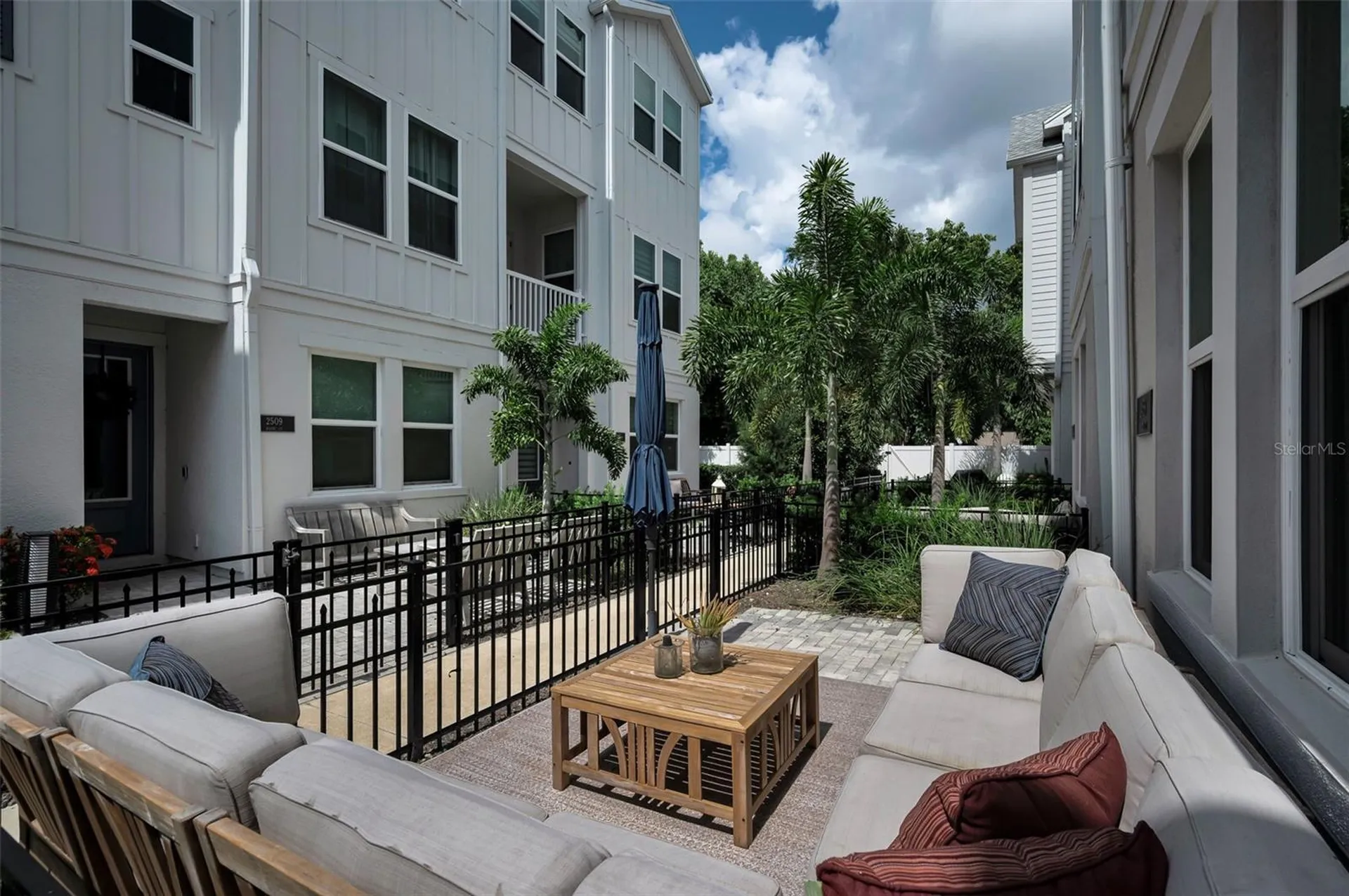 2458 Mangum Court Sarasota FL 34237