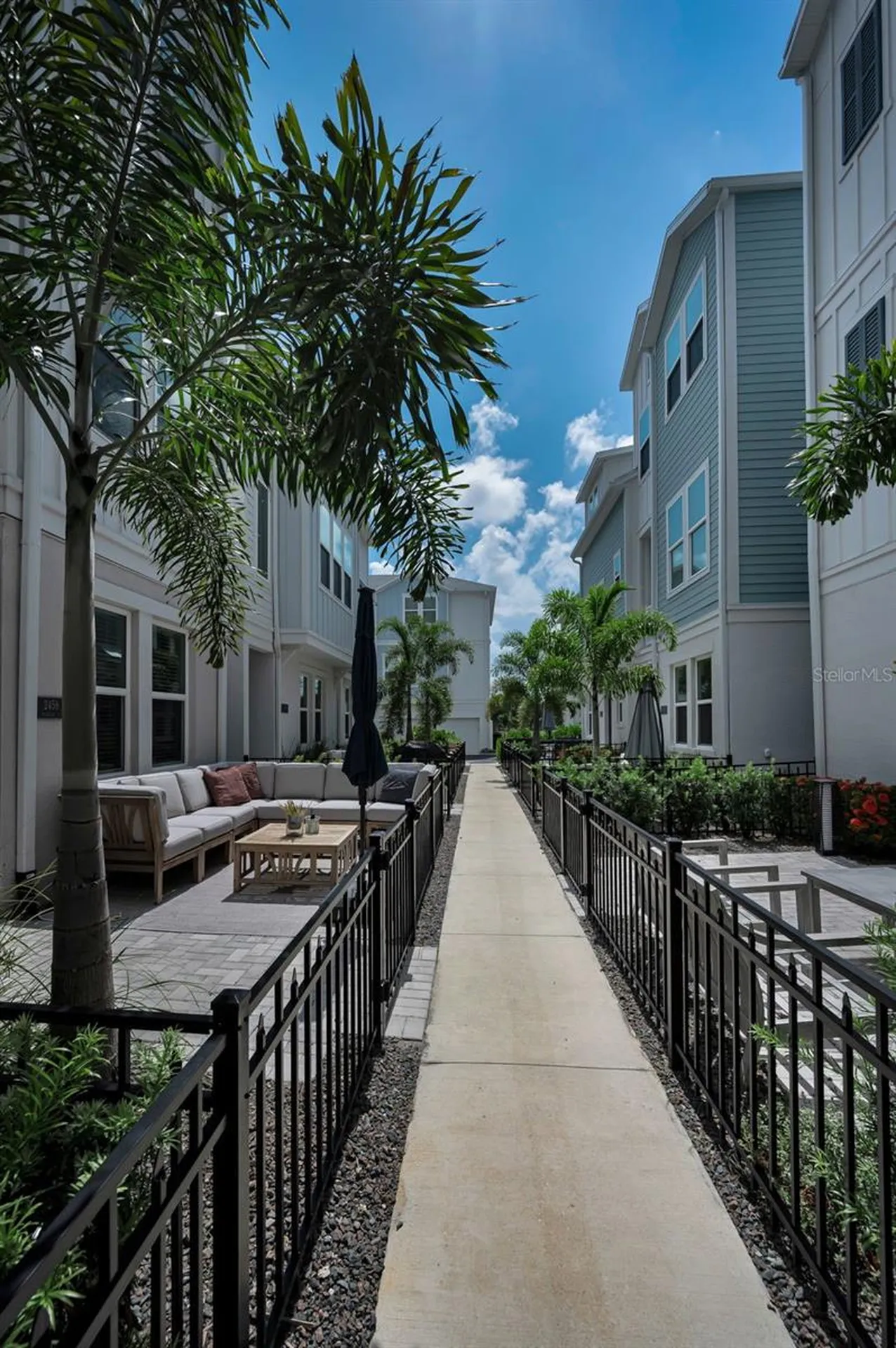 2458 Mangum Court Sarasota FL 34237