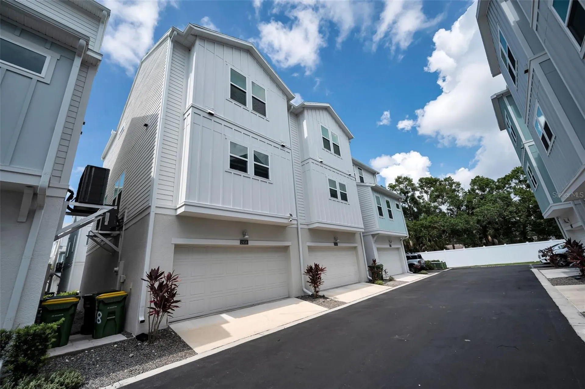 2458 Mangum Court Sarasota FL 34237