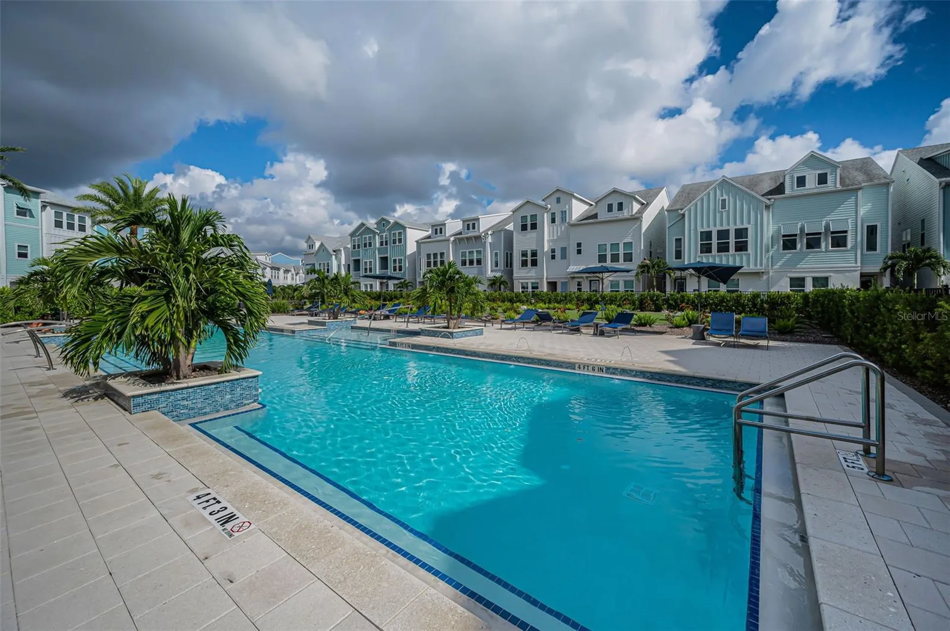 2458 Mangum Court Sarasota FL 34237