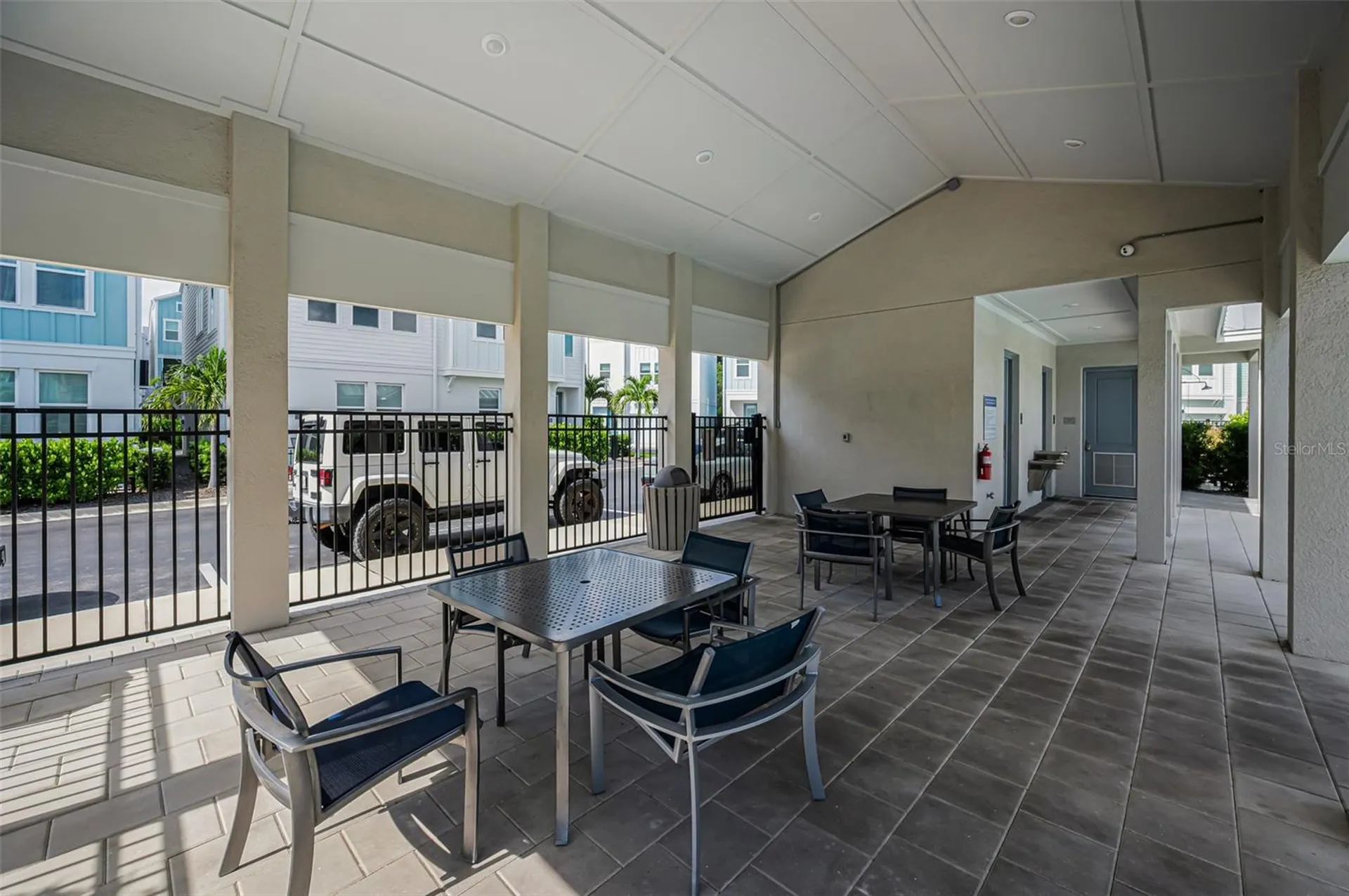 2458 Mangum Court Sarasota FL 34237