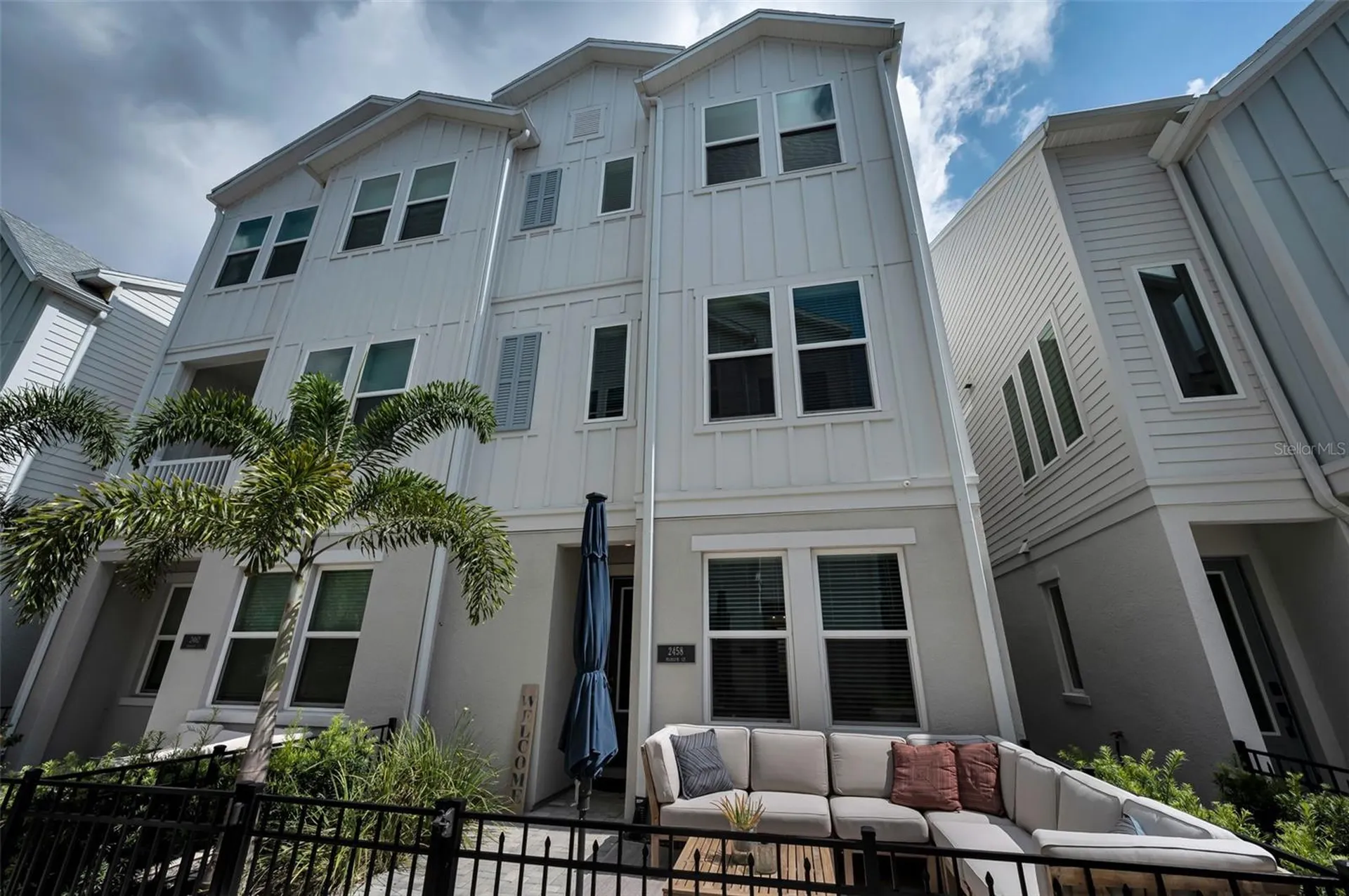 2458 Mangum Court Sarasota FL 34237