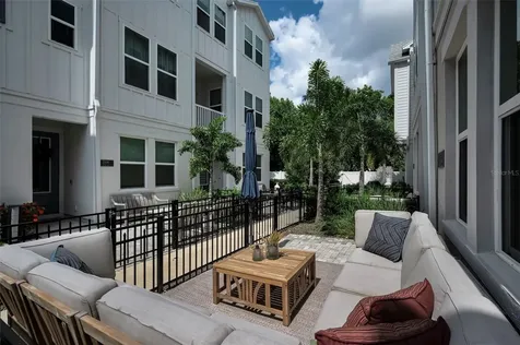 2458 Mangum Court Sarasota FL 34237