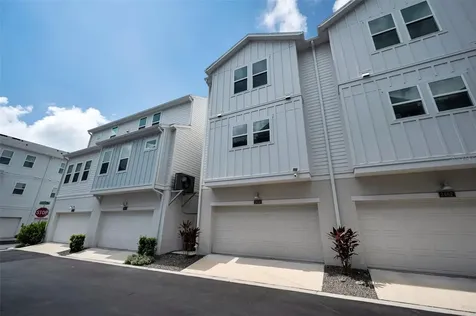 2458 Mangum Court Sarasota FL 34237