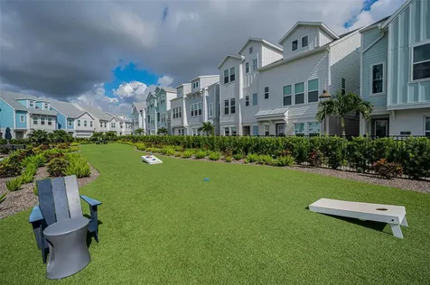 2458 Mangum Court Sarasota FL 34237