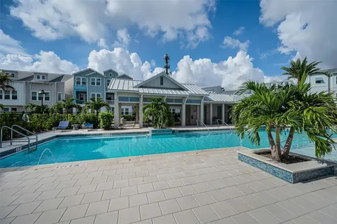 2458 Mangum Court Sarasota FL 34237