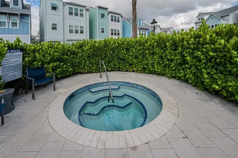 2458 Mangum Court Sarasota FL 34237