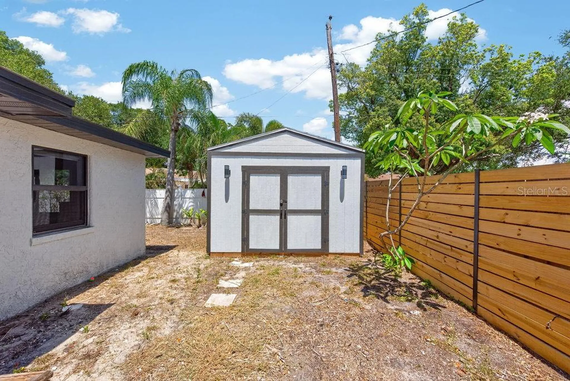 6196 44th Avenue N St Petersburg FL 33709