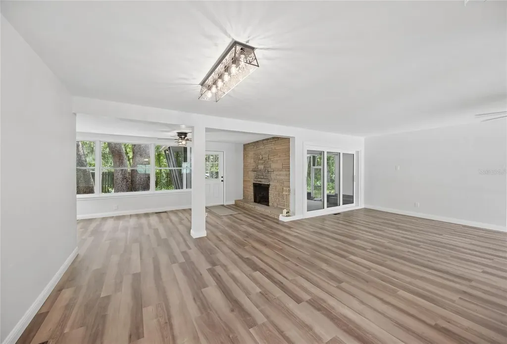 22 Poinsettia Drive Deland FL 32724