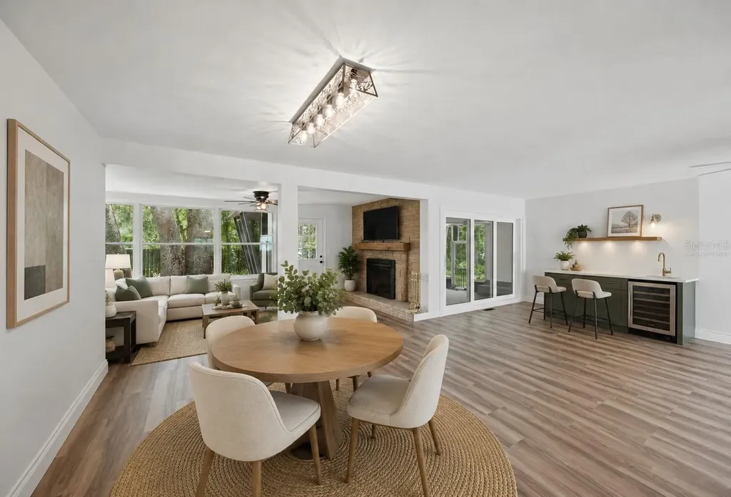 22 Poinsettia Drive Deland FL 32724
