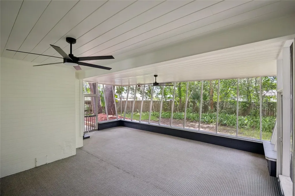 22 Poinsettia Drive Deland FL 32724