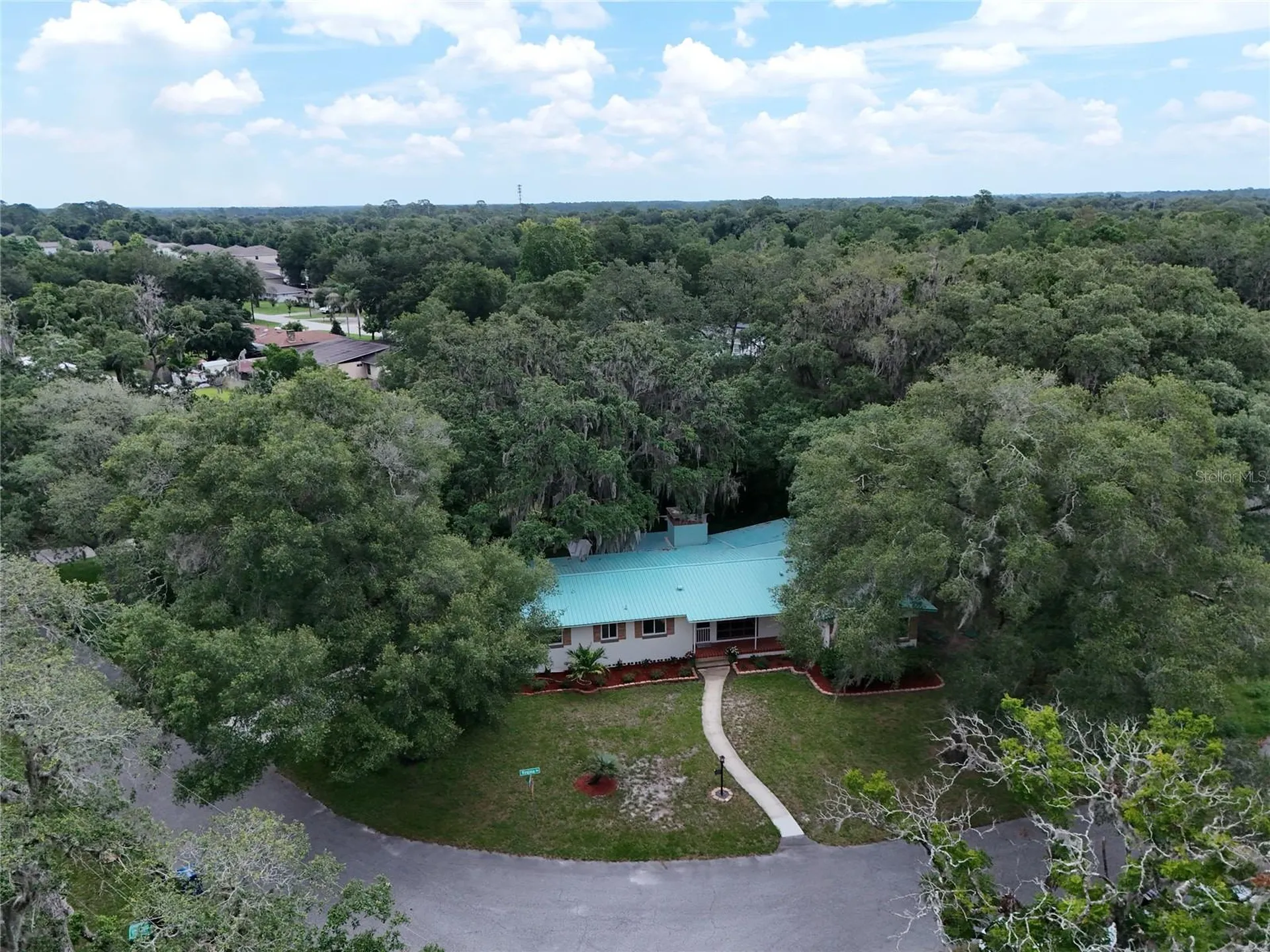 22 Poinsettia Drive Deland FL 32724