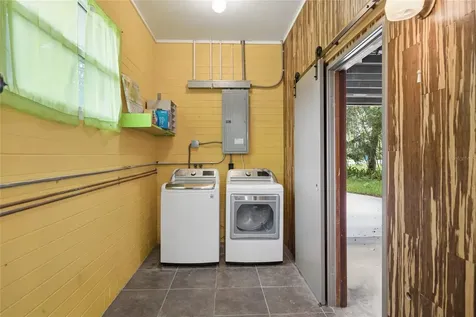 22 Poinsettia Drive Deland FL 32724