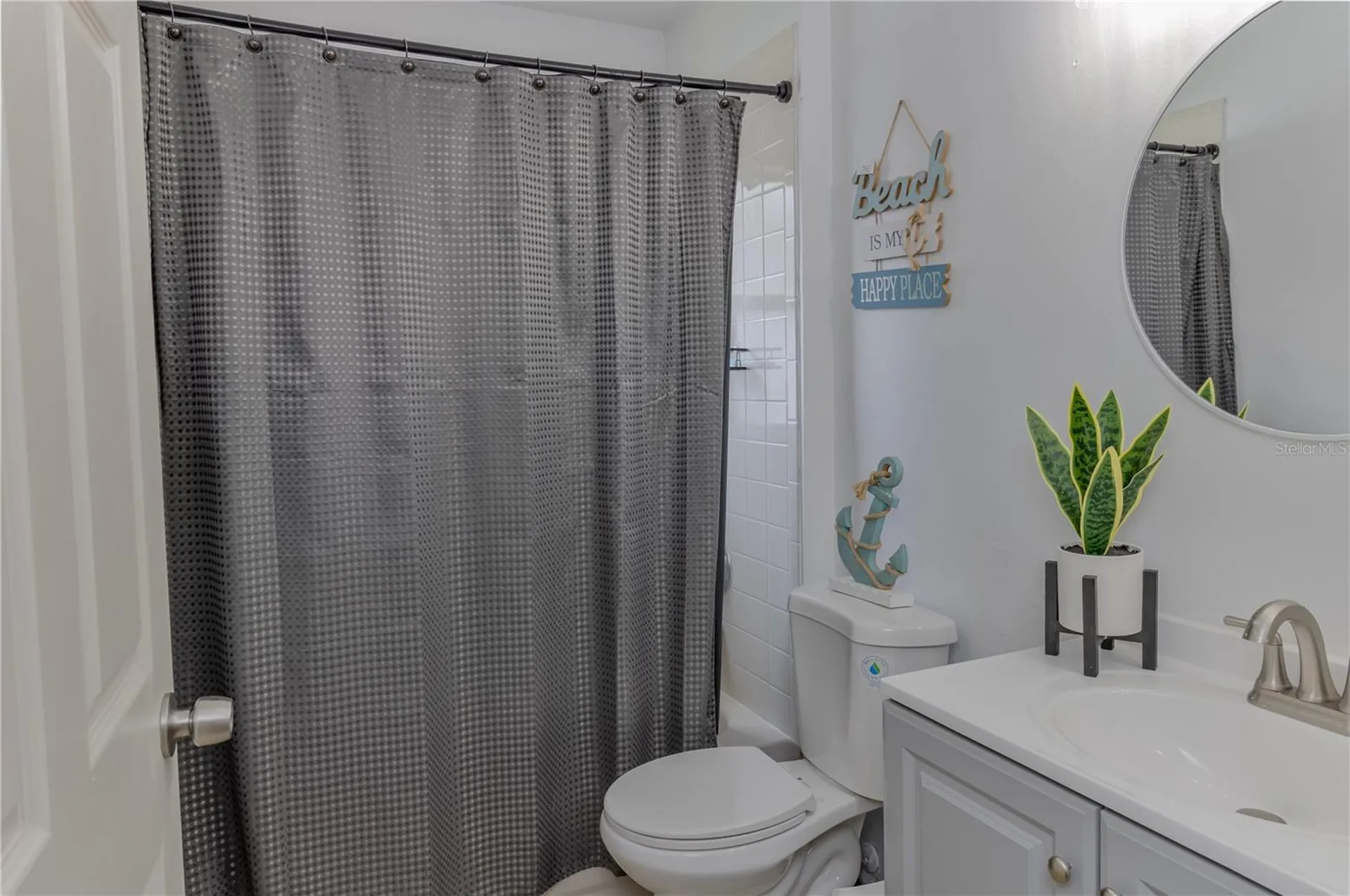 8318 Fort Clinch Avenue Orlando FL 32822