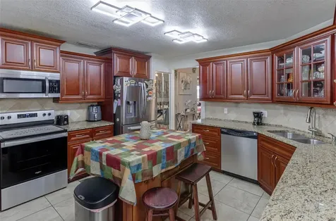 8318 Fort Clinch Avenue Orlando FL 32822