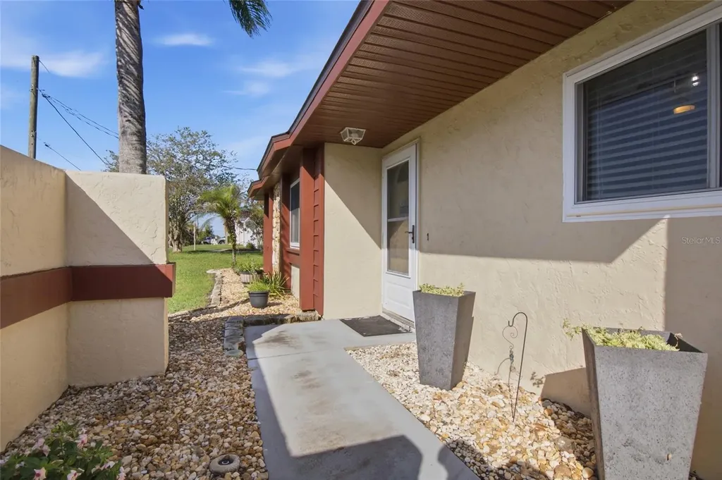 534 Geneva Avenue Deltona FL 32725