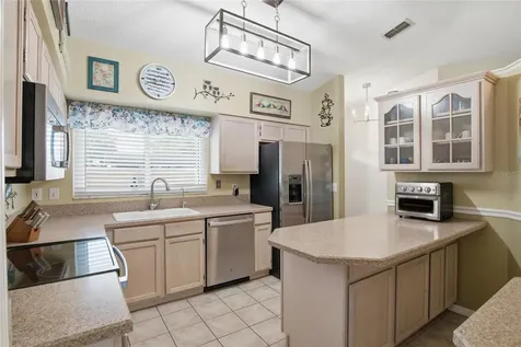 534 Geneva Avenue Deltona FL 32725