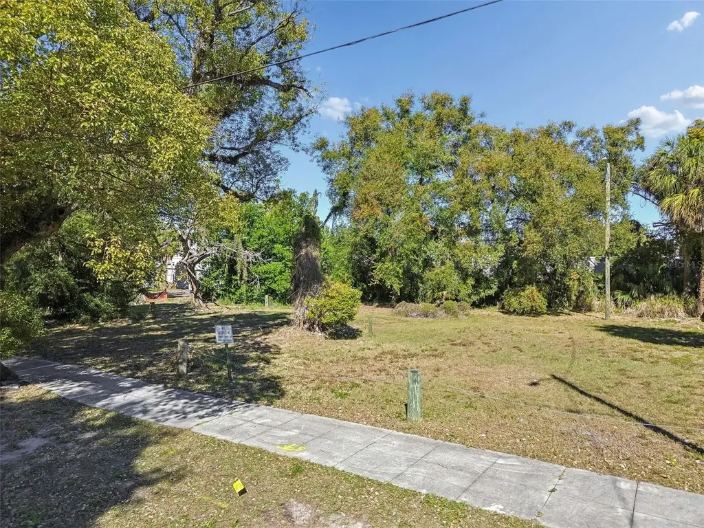 1012 E 12th Avenue Tampa FL 33605