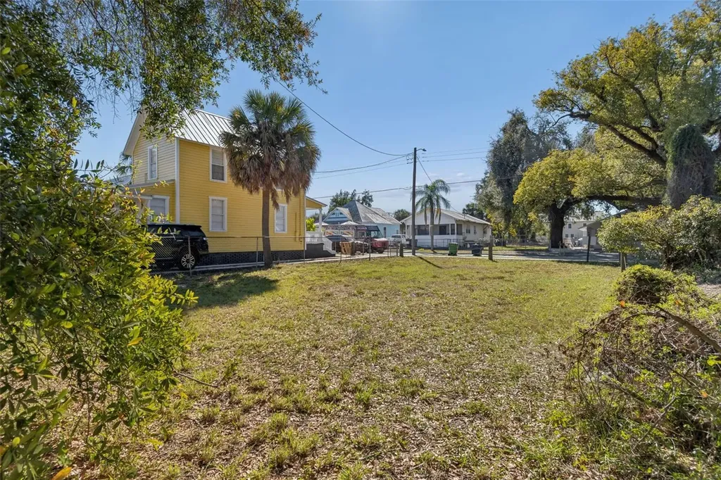 1012 E 12th Avenue Tampa FL 33605