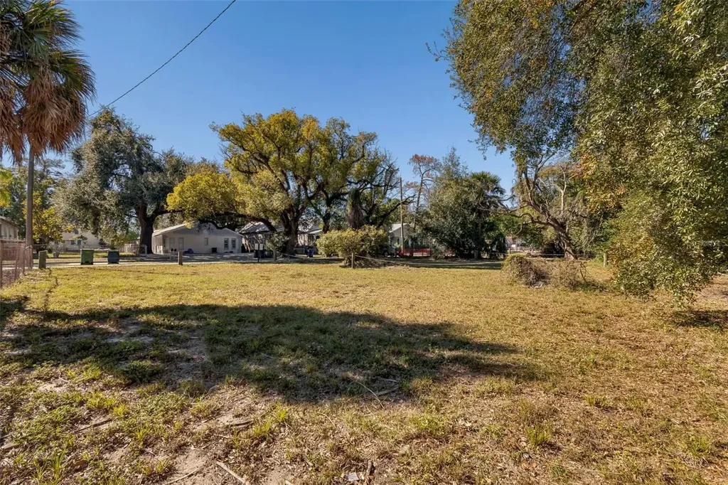 1012 E 12th Avenue Tampa FL 33605