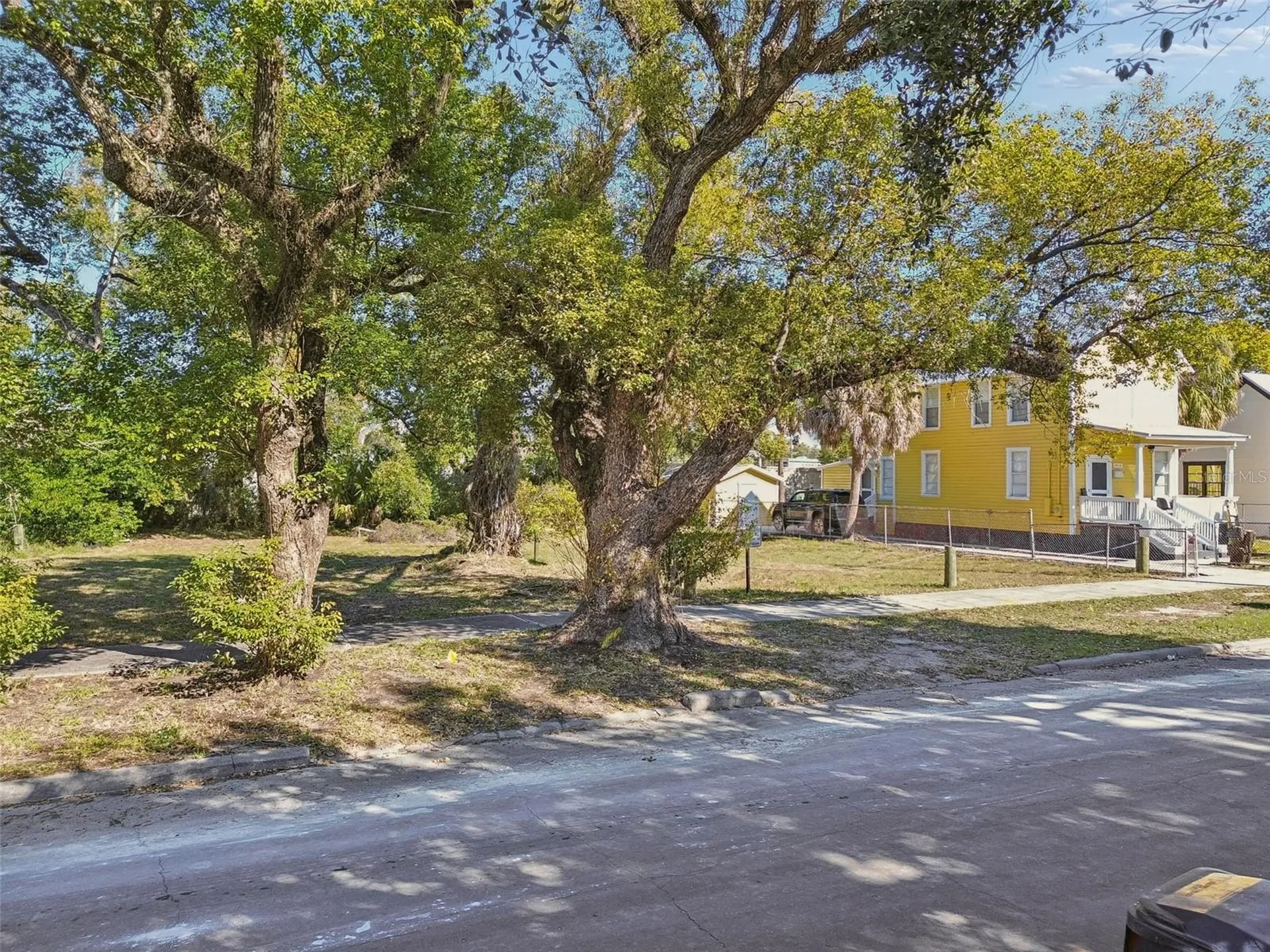 1012 E 12th Avenue Tampa FL 33605