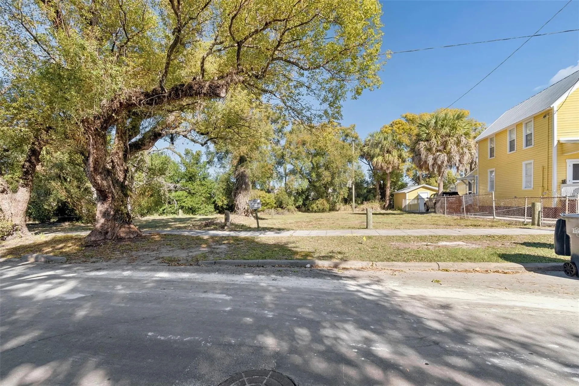 1012 E 12th Avenue Tampa FL 33605