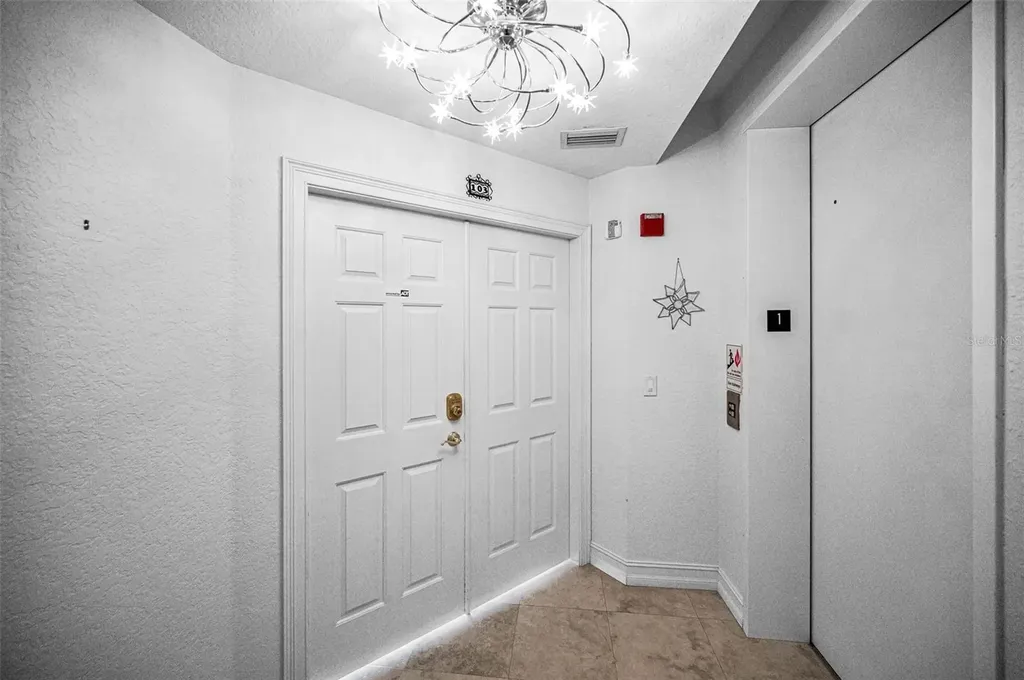 1860 N Fort Harrison Avenue Clearwater FL 33755