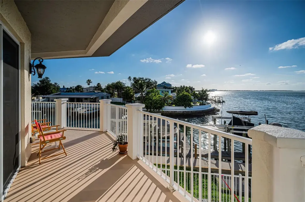 1860 N Fort Harrison Avenue Clearwater FL 33755