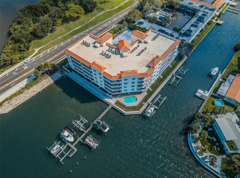 1860 N Fort Harrison Avenue Clearwater FL 33755