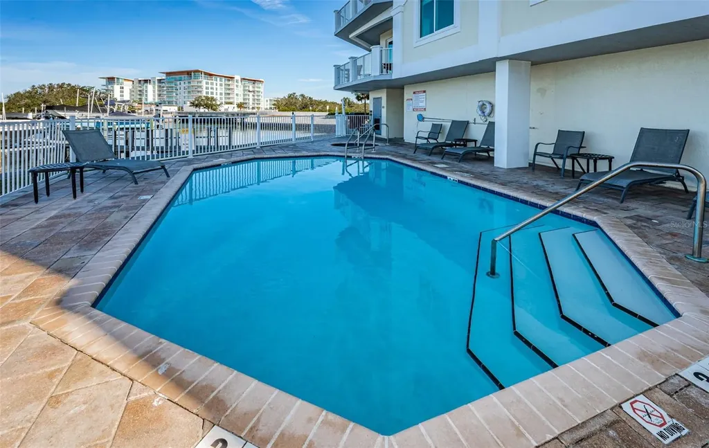 1860 N Fort Harrison Avenue Clearwater FL 33755