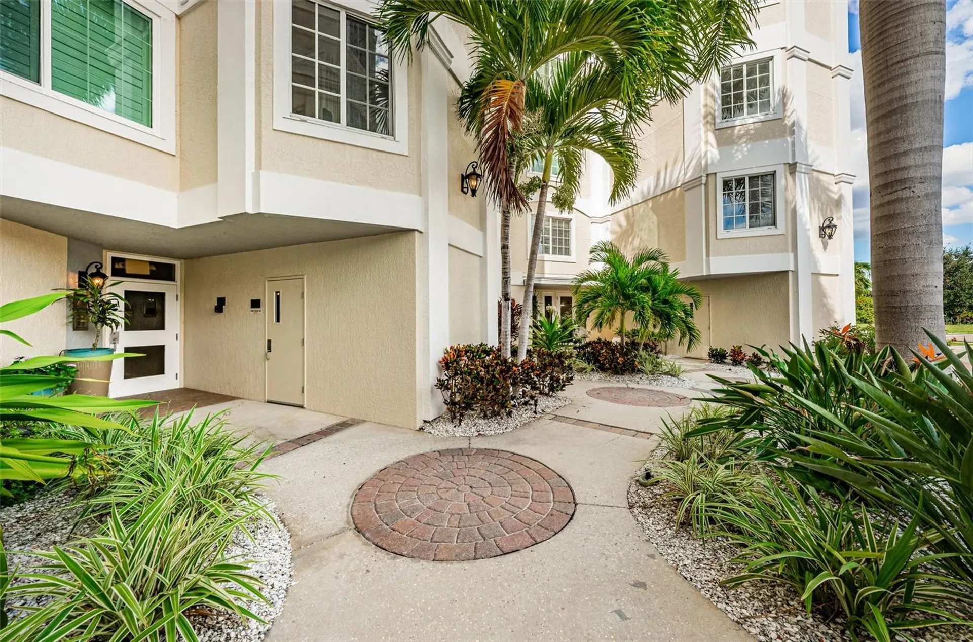 1860 N Fort Harrison Avenue Clearwater FL 33755