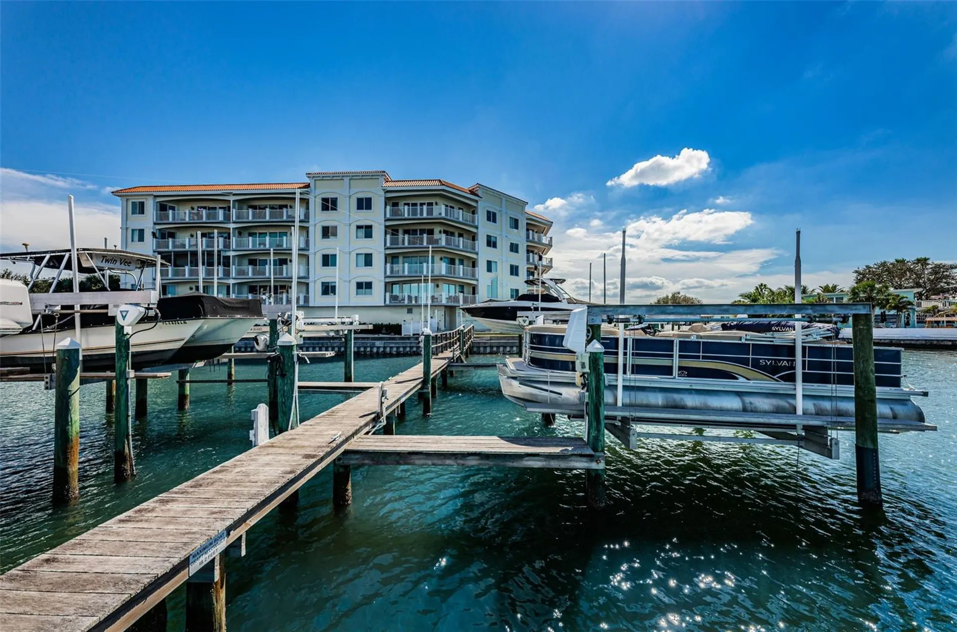 1860 N Fort Harrison Avenue Clearwater FL 33755