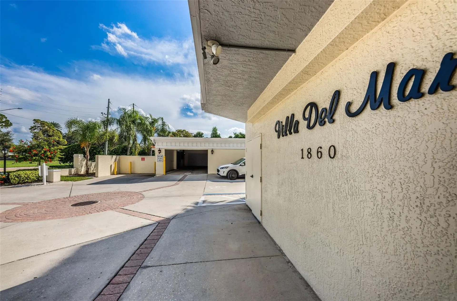 1860 N Fort Harrison Avenue Clearwater FL 33755