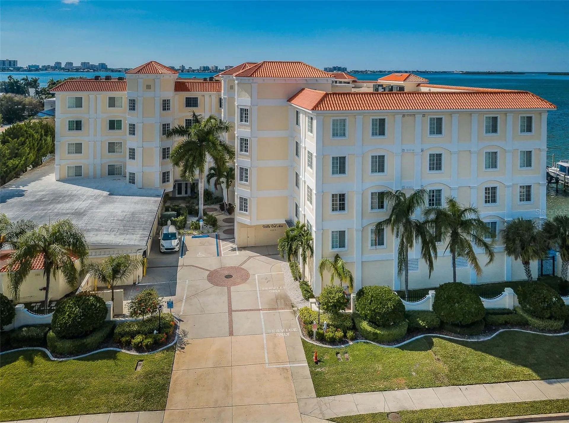 1860 N Fort Harrison Avenue Clearwater FL 33755