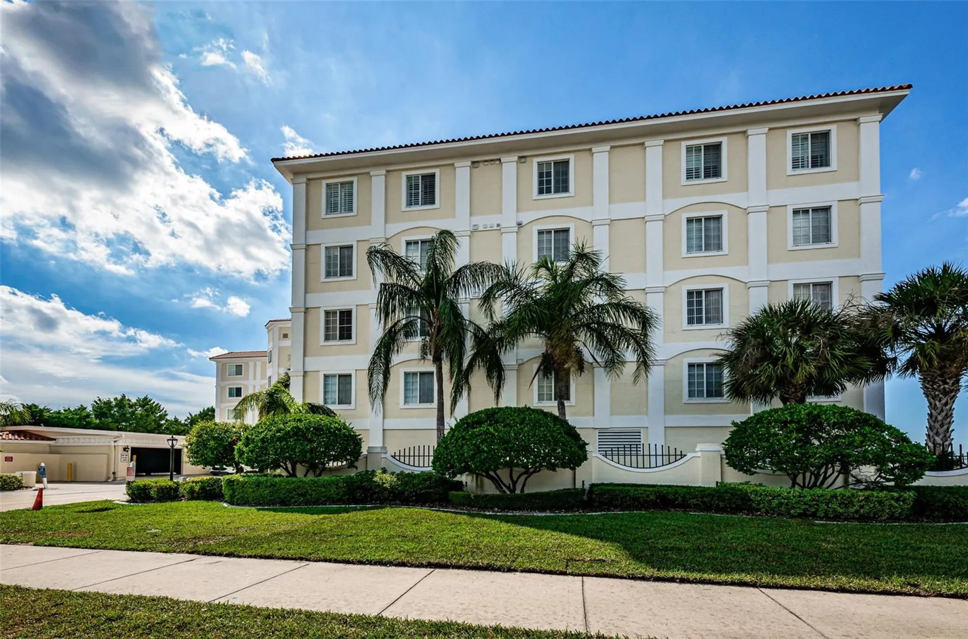 1860 N Fort Harrison Avenue Clearwater FL 33755