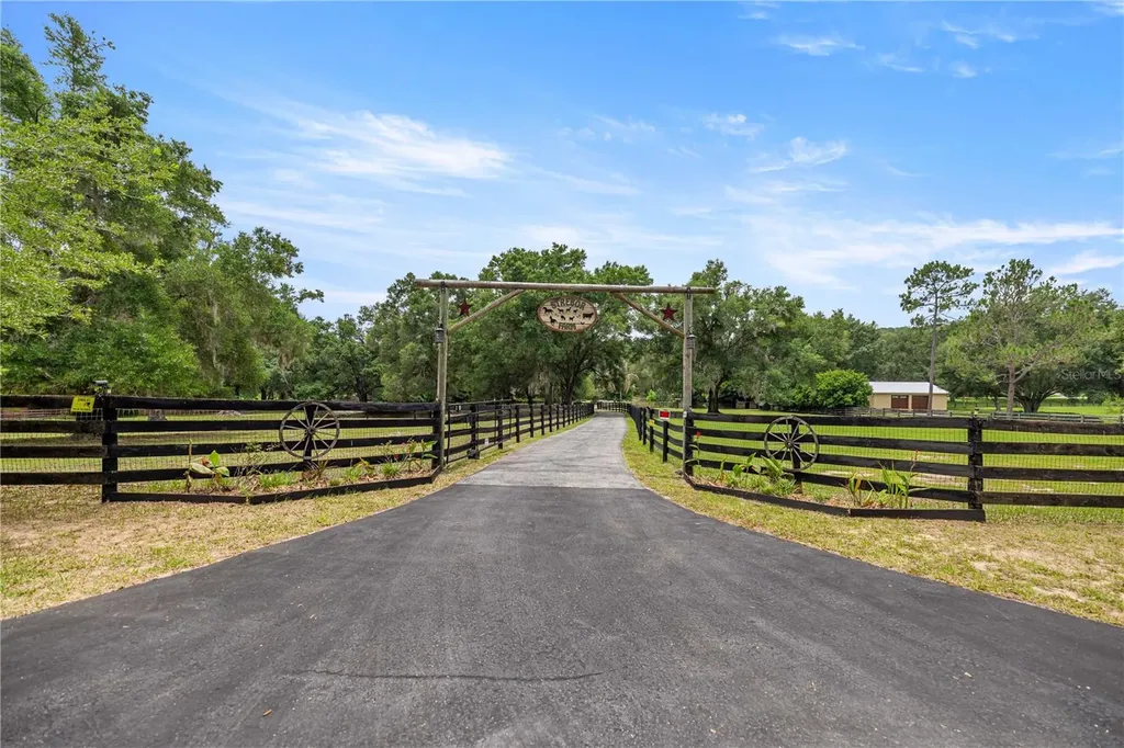 4556 E View Top Lane Inverness FL 34452