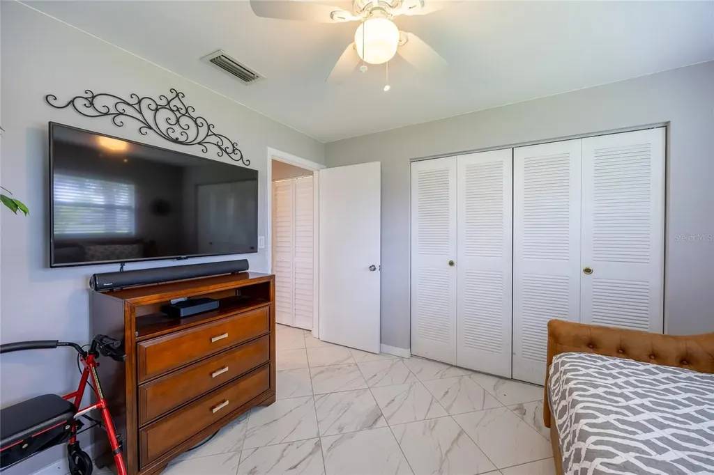 531 Pangola Drive North Fort Myers FL 33903