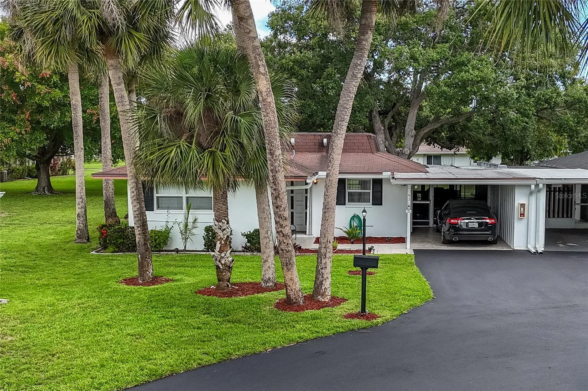 531 Pangola Drive North Fort Myers FL 33903