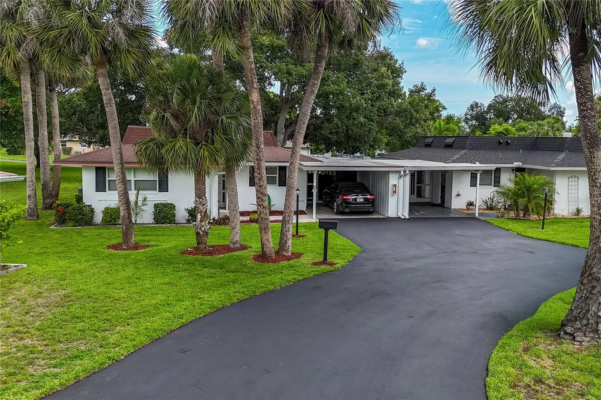 531 Pangola Drive North Fort Myers FL 33903