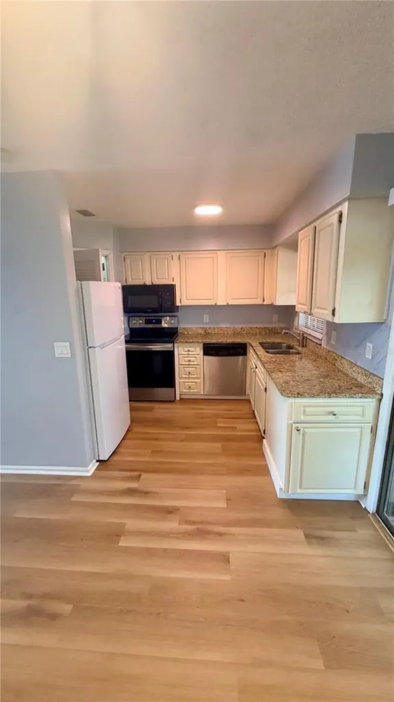 1920 E Edgewood Drive Lakeland FL 33803