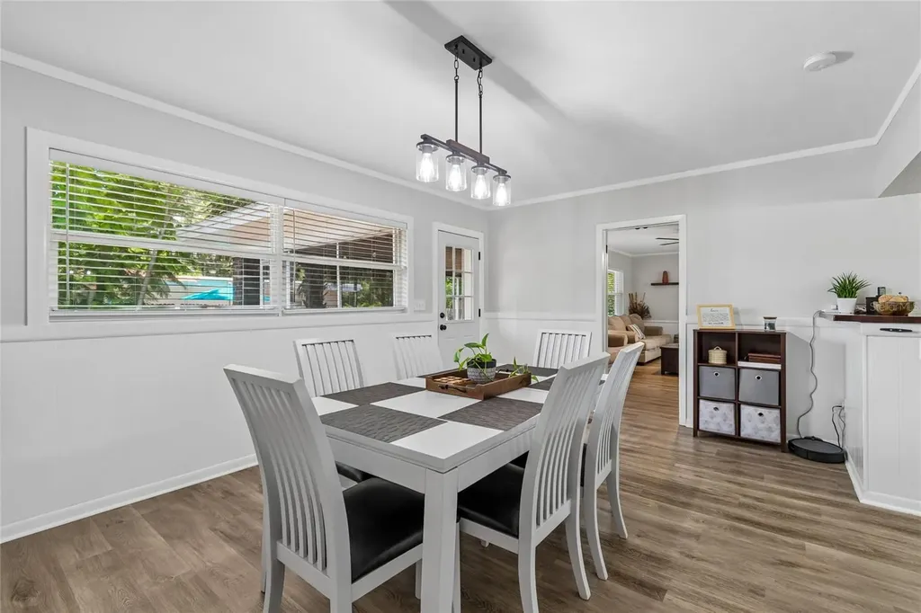 1357 S Evergreen Avenue Clearwater FL 33756