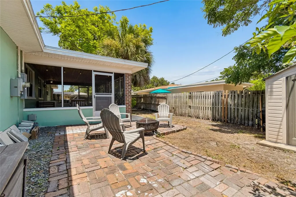 1357 S Evergreen Avenue Clearwater FL 33756