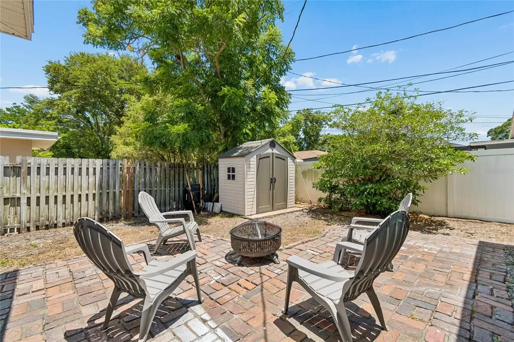 1357 S Evergreen Avenue Clearwater FL 33756