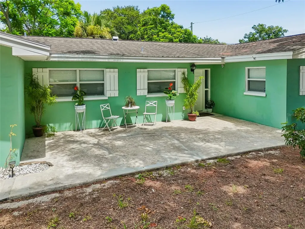 1357 S Evergreen Avenue Clearwater FL 33756