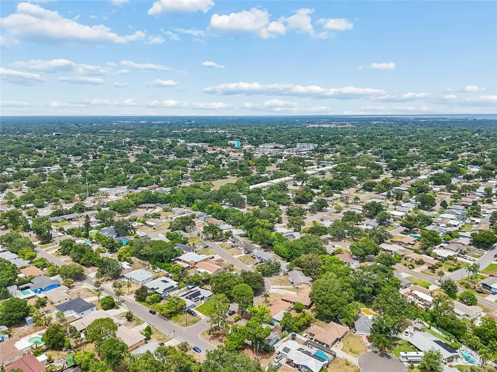 1357 S Evergreen Avenue Clearwater FL 33756
