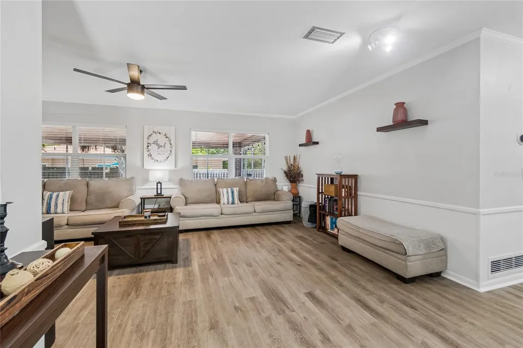 1357 S Evergreen Avenue Clearwater FL 33756